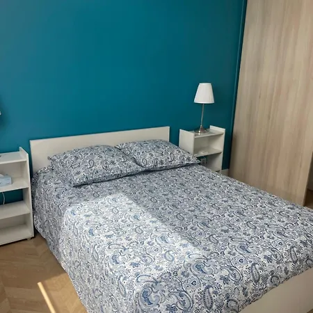 Privee Proche Centre Δωμάτια σε οικογενειακή κατοικία