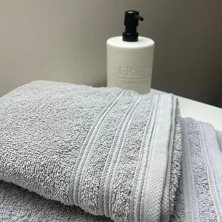 Privee Proche Centre Δωμάτια σε οικογενειακή κατοικία
